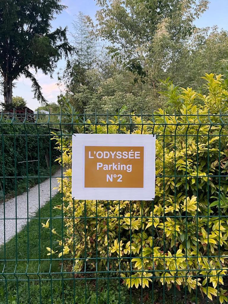 L'Odyssee - Parking Prive - Centre Ville تروي المظهر الخارجي الصورة